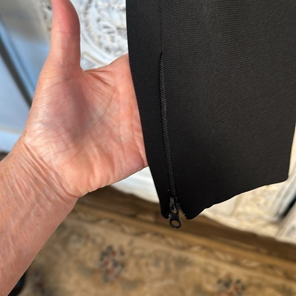 Donna Gray Black Long Line Front Zip Double Pockets Blazer Jacket Size 8 - Picture 7 of 10